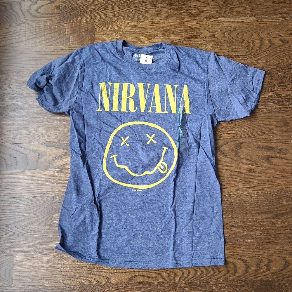 NWT Nirvana Men's Blue  T-Shirt sz.M Smileface